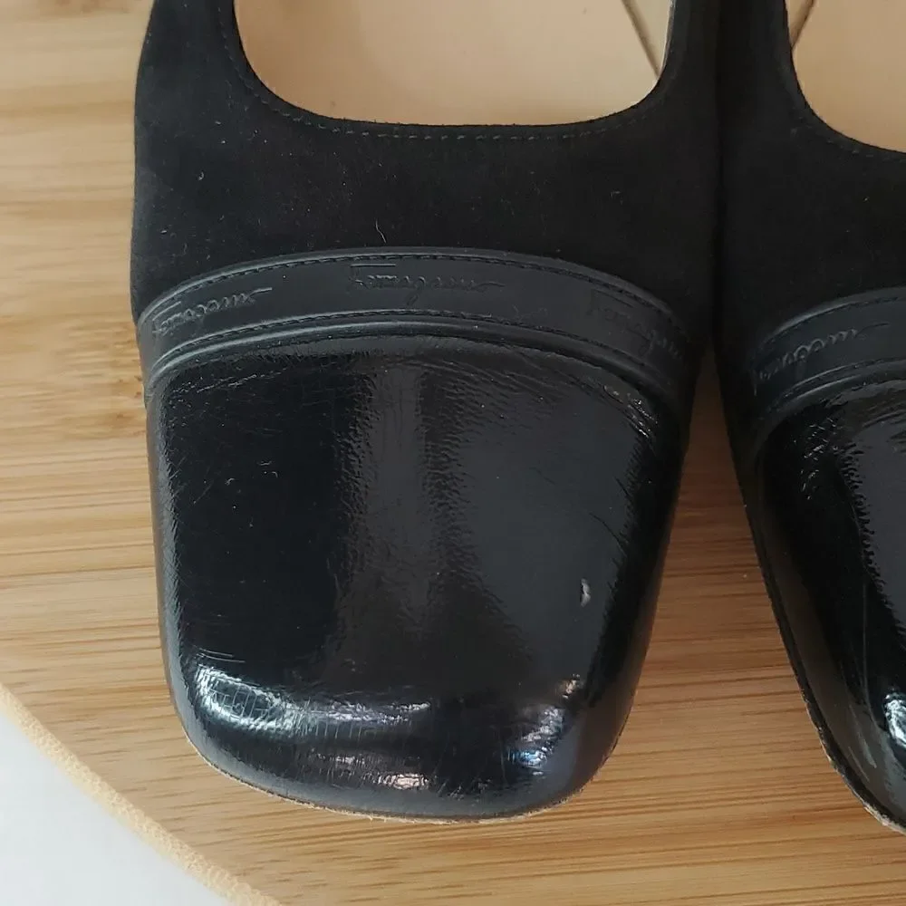 Salvatore Ferragamo Sonia Black Cap Toe Block Heel Pump Size 9